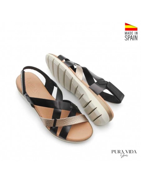 sandalias negras cuña baja de goma