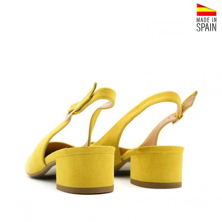 zapato tacón bajo ante