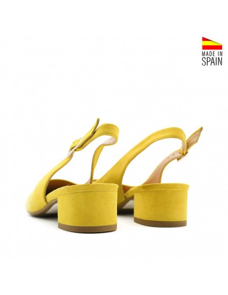 zapato tacón bajo ante