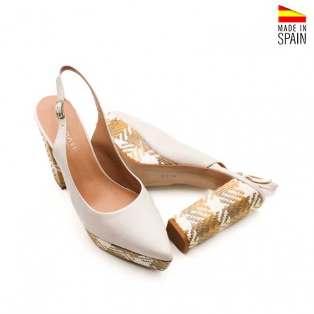 zapato destalonado de piel y rafia