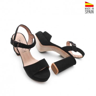 sandalia negra mujer plataforma hebilla