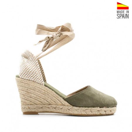 alpargatas verde caqui con cintas beige