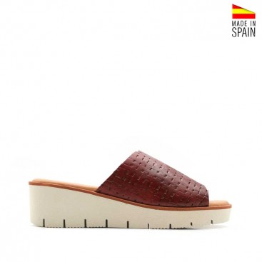 mules cuña mujer de piel burdeos