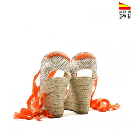 sandalias cuña naranjas de esparto natural