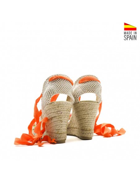 sandalias cuña naranjas de esparto natural