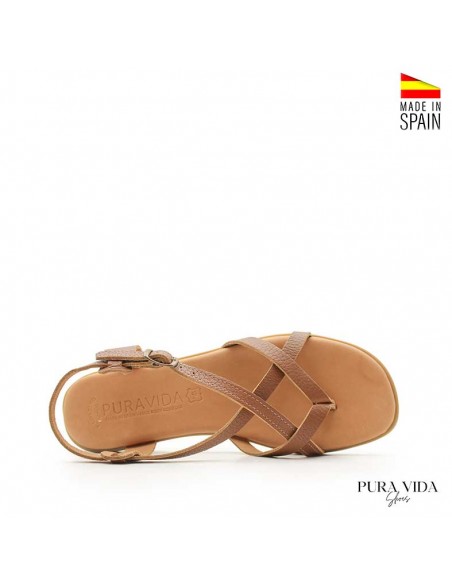 sandalia tiras piel marrón