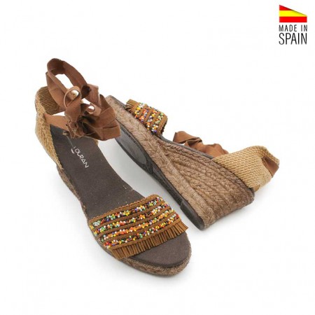 sandalias con abalorios fabricadas en España