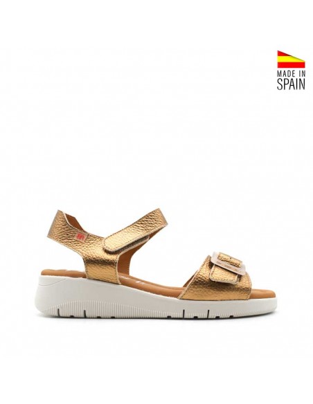 cuñas color bronce de piel