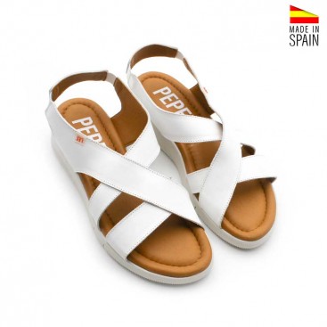 sandalias blancas de cuña mujer