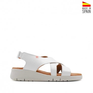 cuñas bajas blancas cómodas