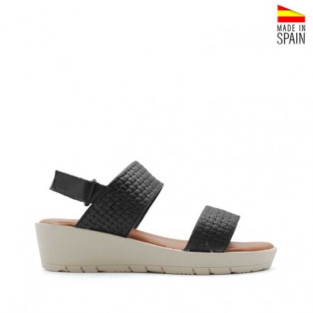 cuñas negras bajas de piel