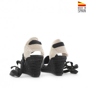 Sandalias cuña negras estilo boho