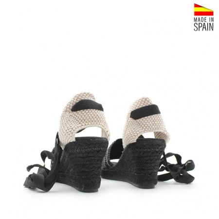 Sandalias cuña negras estilo boho