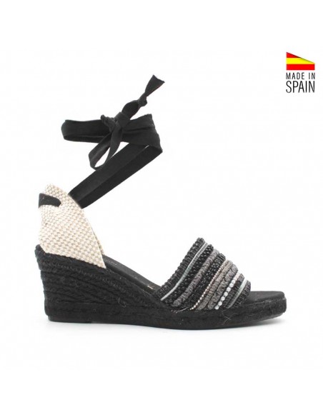 Sandalias cuña negras con cintas al tobillo