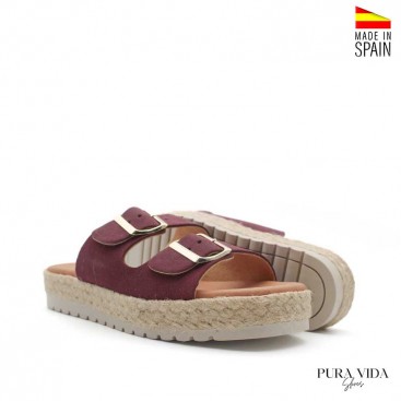 sandalias color burdeos​
