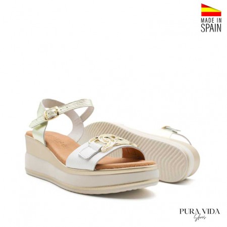 sandalias elegantes blancas fabricadas en españa