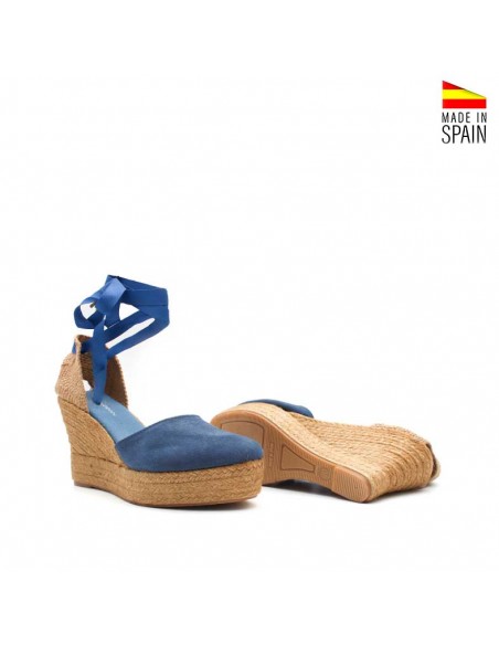 calzado de verano con cintas para atar