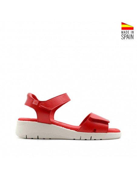 sandalias con cuña rojas de piel