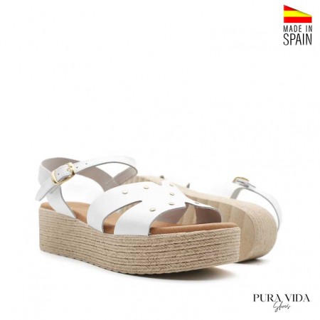 sandalias blancas plataforma cómodas