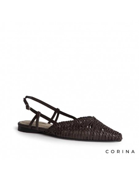 zapato marrón plano punta fina