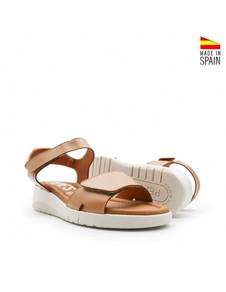 sandalias camel con cuña