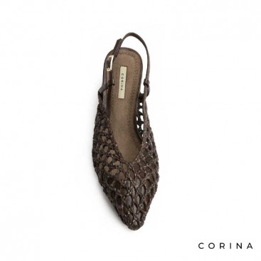 Zapato trenzado destalonado con punta fina