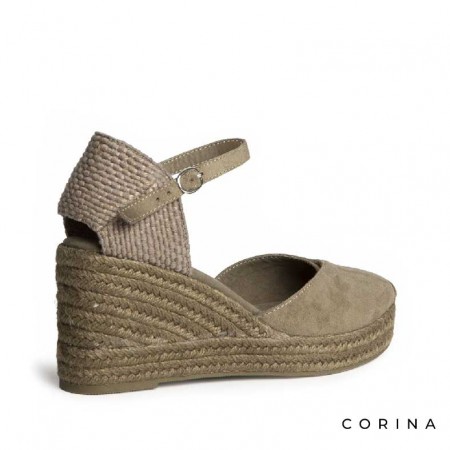 Alpargata caqui escote pico plataforma 3 cm