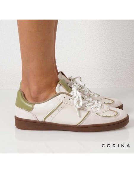 Zapatilla verde mujer con detalles blancos