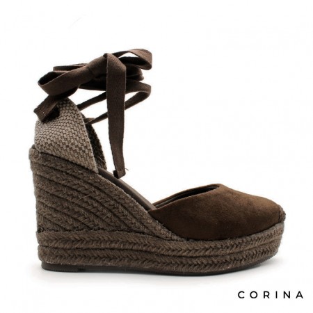 Alpargata marrón con cuña alta