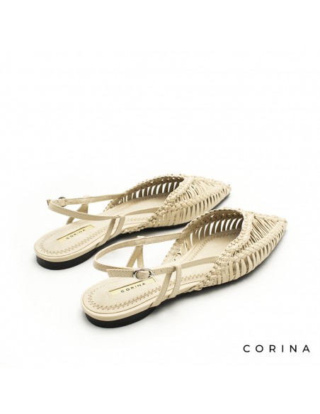 Manoletina trenzada beige de punta fina y diseño artesanal