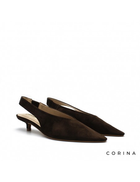 Zapato tacon bajo marron Corina