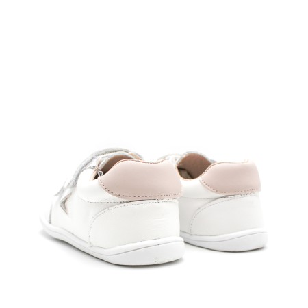 detalle talon rosa zapatillas respetuosas