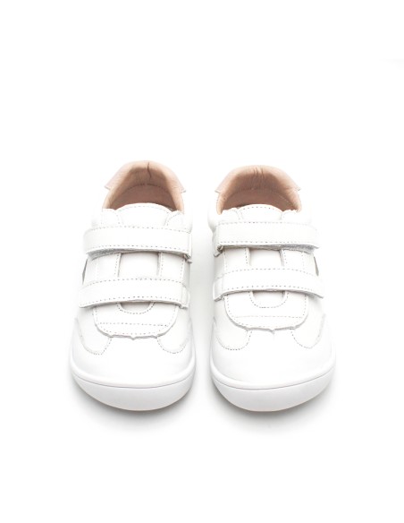 zapatillas infantiles blancas vista frontal