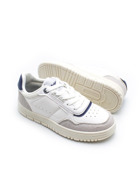 Zapatilla blanca cadete diseño retro