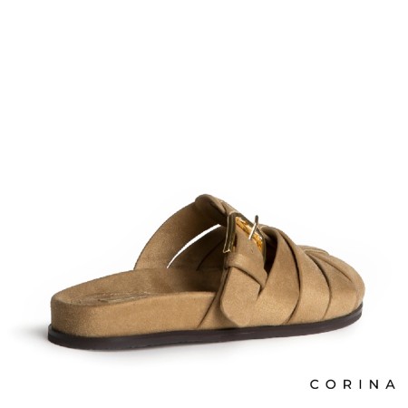 sandalia plana tipo zueco mujer