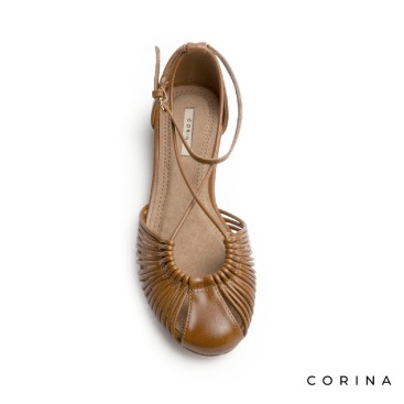 Sandalia cangrejera plana color cuero