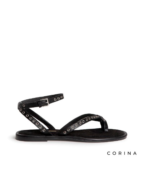 sandalia negra de dedo con pulsera