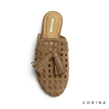 Mule plano mujer camel con diseño trenzado