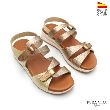 sandalia piel dorada con cuña baja mujer