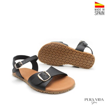 sandalia barefoot mujer negra hebilla empeine
