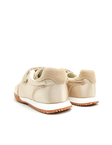 deportivas elegantes doradas para niña