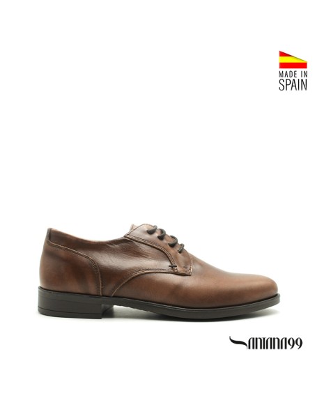 zapatos marrones hombre traje piel