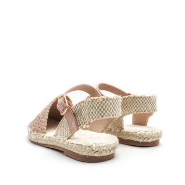 alpargata niña crochet con hebilla