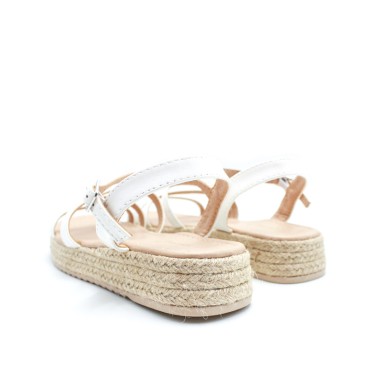 sandalias cuña niña blancas verano con tiras finas y plataforma