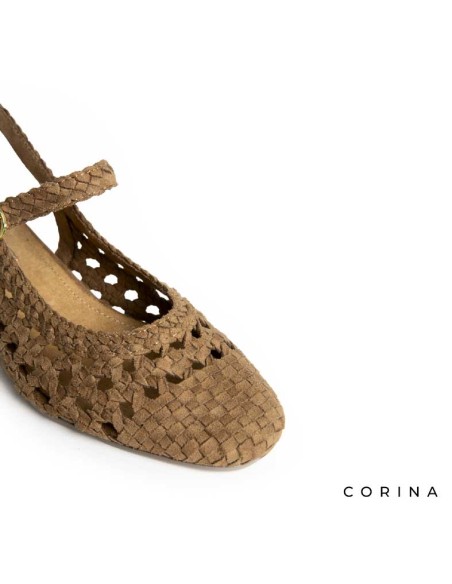 zapato mujer cómodo con hebilla y tacón bajo