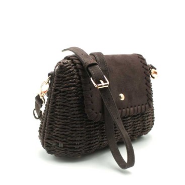 bolso pequeño marron lateral con correa ajustable