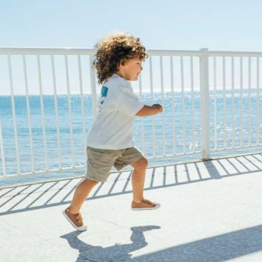 zapatillas lona igor barefoot canela vista lifestyle niño