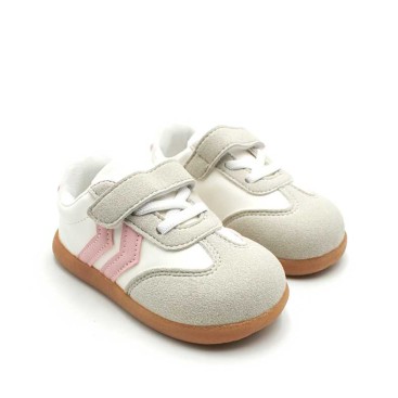 detalle zapatillas bebe nina suela caramelo flexible