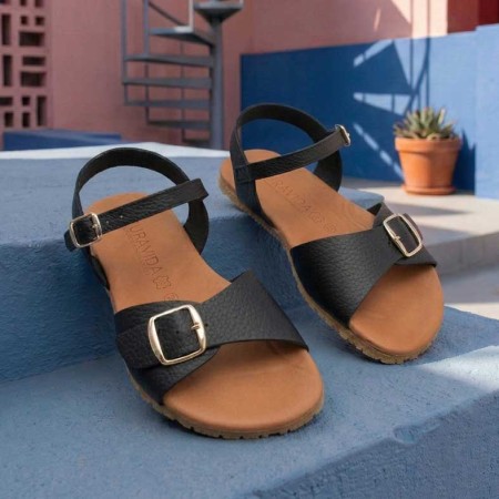 sandalia barefoot negra mujer Pura Vida 2026