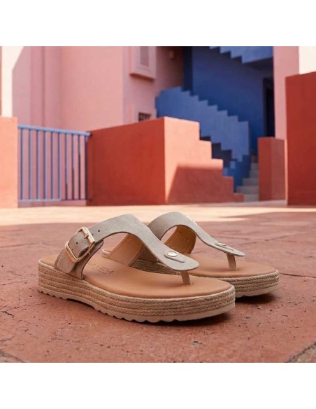 sandalia esclava dedo para mujer de piel serraje beige colección Pura Vida 2026